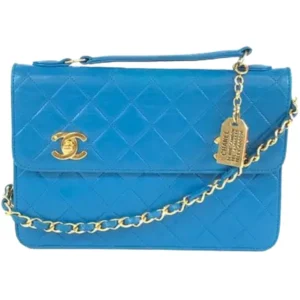 シャネル マトラッセ チェーンショルダーバッグ ラムスキン