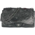 シャネル カメリア チェーンショルダーバッグ ラムスキン