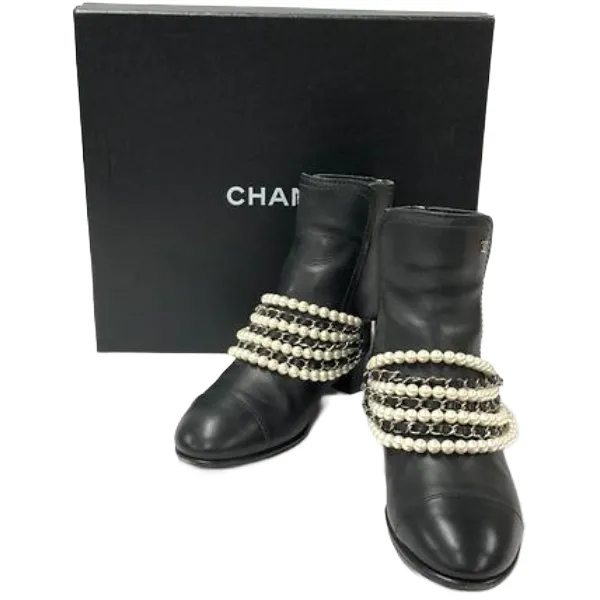 シャネル ブーツ レザー