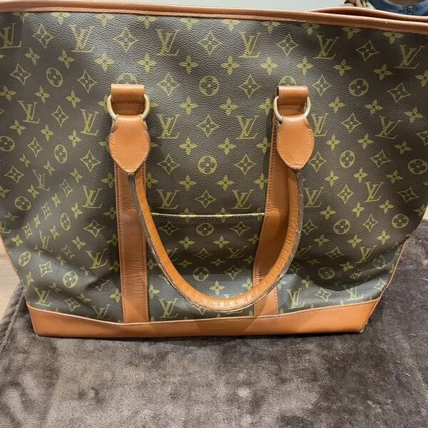 ルイヴィトン　サックウィークエンド　モノグラム