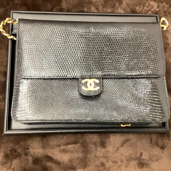 シャネル　チェーンショルダー