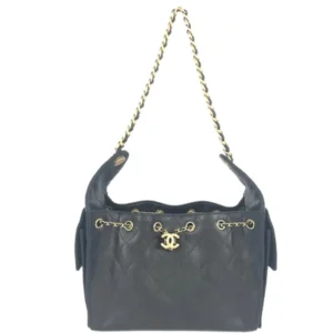 シャネル ショルダーバッグ