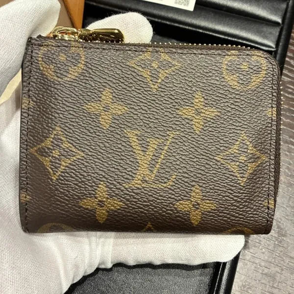 ルイヴィトン　ジッピーコインケース　モノグラム　