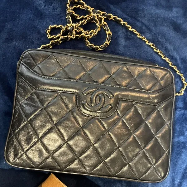 シャネル　フリンジ　チェーンショルダー