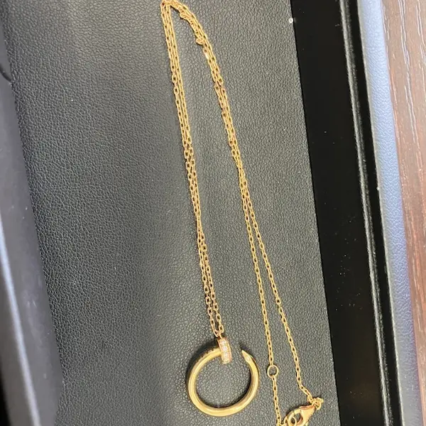 カルティエ　ネックレス