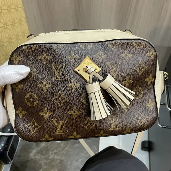ルイ・ヴィトン　モノグラム　サントンジュ　ショルダーバッグ