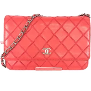 シャネル ウルトラステッチ チェーンウォレット ラムスキン