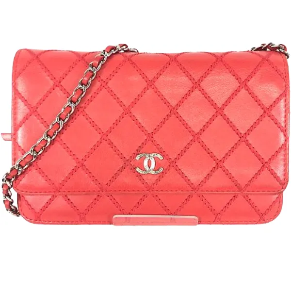 シャネル ウルトラステッチ チェーンウォレット ラムスキン