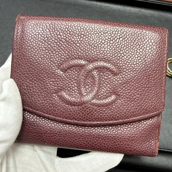 シャネル　キャビアスキン　財布