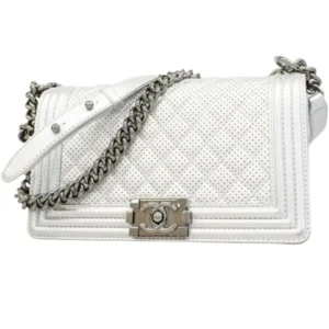 シャネル ボーイシャネル パンチング チェーンショルダーバッグ ラムスキン