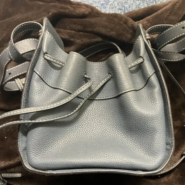 ロエベ　ハンモック　ドローストリングバッグ