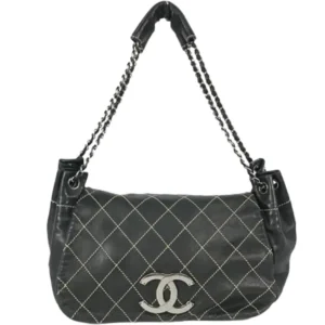 シャネル ワイルドステッチ チェーンショルダーバッグ ラムスキン