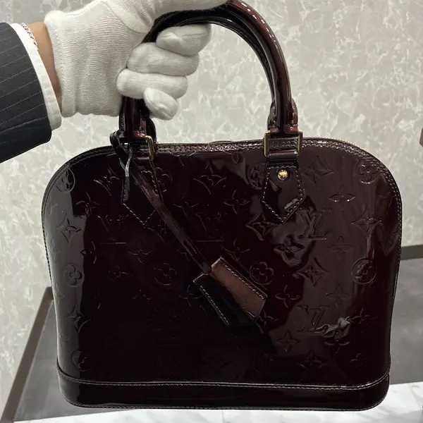 ルイ・ヴィトン　アルマPM　モノグラム・ヴェルニ