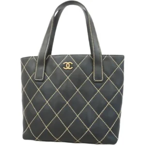 シャネル ワイルドステッチ トートバッグ ラムスキン