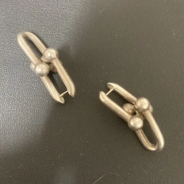 ティファニー　ハードウェア　ラージリンク　ピアス