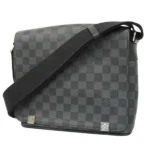 ルイ・ヴィトン ダミエグラフィット ディストリクトPM ショルダーバッグ N41028