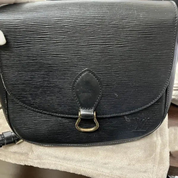 ルイ・ヴィトン　サンクルー　エピ　ショルダーバッグ