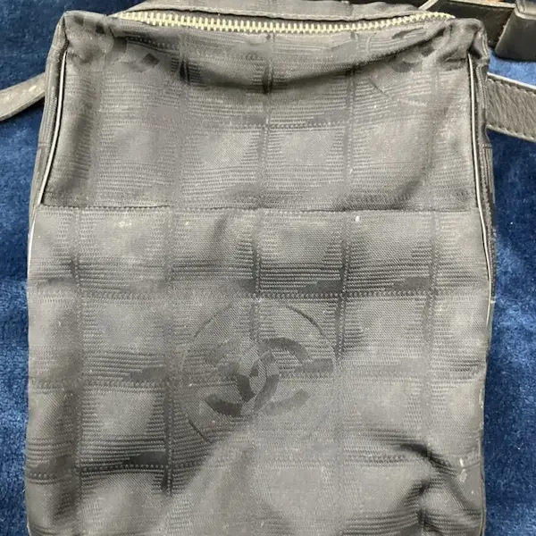 シャネル　ニュートラベルライン　ショルダーバッグ