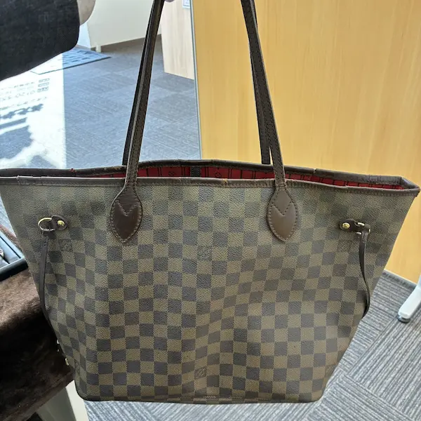 ルイ・ヴィトン　ダミエ　ネヴァーフル