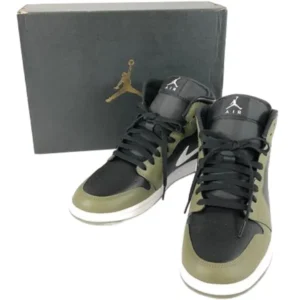 ナイキ スニーカー レザー