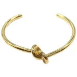 セリーヌ ノット バングル