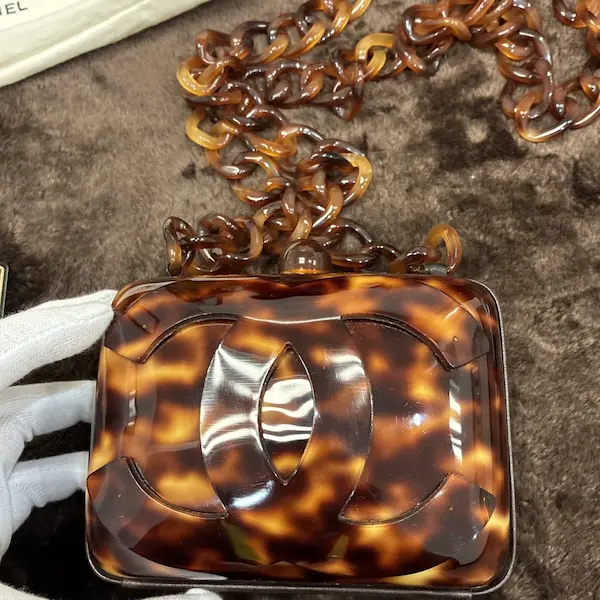 シャネル　チェーンショルダー