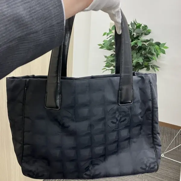 シャネル　ニュートラベル　トートバッグ