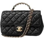 シャネル マトラッセ チェーンショルダーバッグ ラムスキン