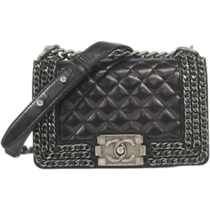 シャネル ボーイシャネル マトラッセ チェーンショルダーバッグ ラムスキン