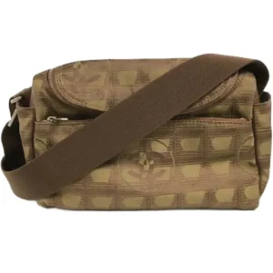 シャネル ニュートラベル ショルダーバッグ ナイロン