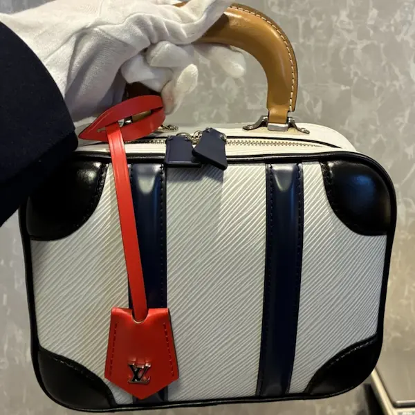 ルイ・ヴィトン　エピ　ヴァリゼットBB