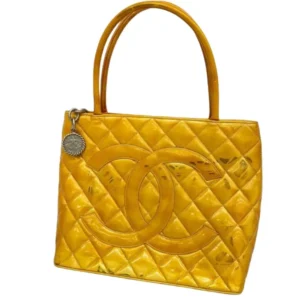 シャネル マトラッセ 復刻トート トートバッグ パテントレザー