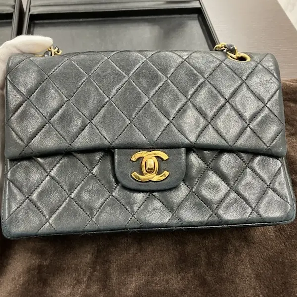 シャネル　マトラッセ　ラムスキン　ダブルフラップ