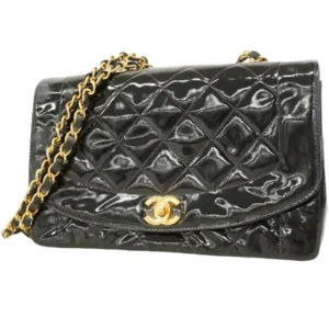 シャネル ダイアナ チェーンショルダーバッグ パテントレザー