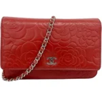 シャネル カメリア チェーンウォレット ラムスキン