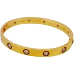 カルティエ ラブ ブレスレット バングル