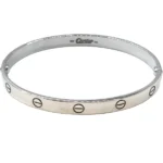 カルティエ ラブ ブレスレット バングル