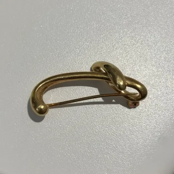 ティファニー　レター　ブローチ