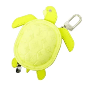 ルイ・ヴィトン モノグラム バッグチャームLVタートル キーホルダー M02526