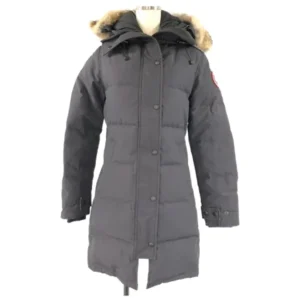 カナダグース ダウン