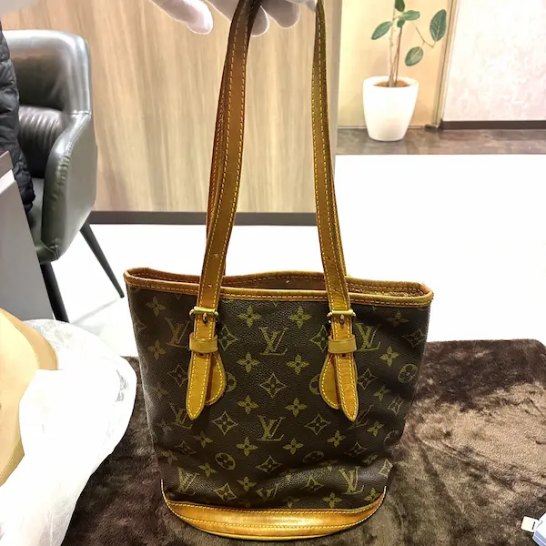 ルイヴィトン　モノグラム　バケット　PM