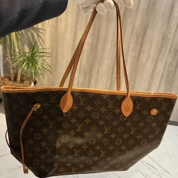 ルイ・ヴィトン　モノグラム　ネヴァーフル