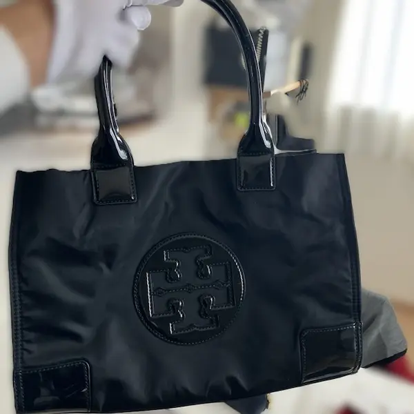 トリーバーチ　エラ　ナイロン　トートバッグ