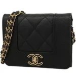 シャネル マドモアゼル チェーンウォレット キャビアスキン