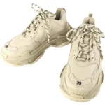 バレンシアガ スニーカー プラスチック