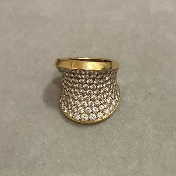 カルティエ　カリス　パヴェダイヤ　リング