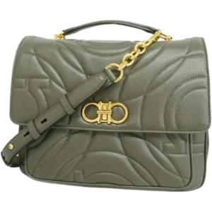 サルヴァトーレフェラガモ ガンチーニ ハンドバッグ レザー