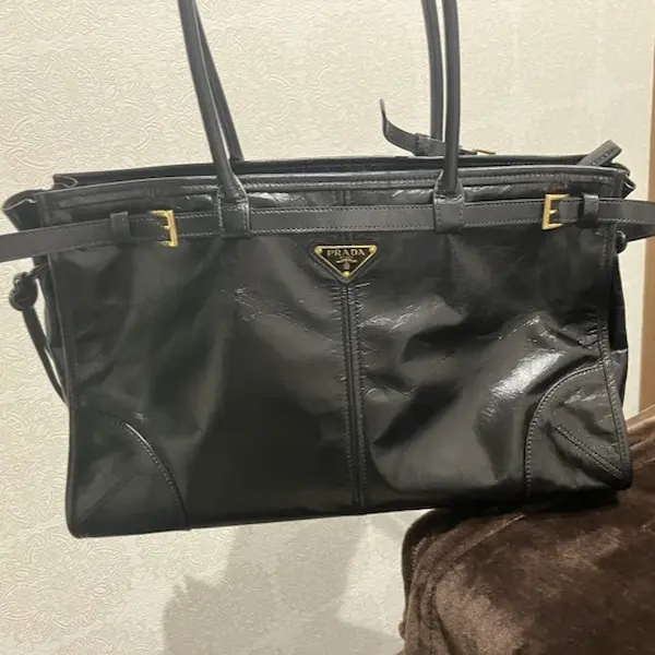 プラダ　ボニー　ラージ　レザー　ハンドバッグ
