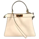 フェンディ ピーカブーアイシーユーミディアム ショルダーバッグ レザー