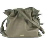 ロエベ ショルダーバッグ レザー